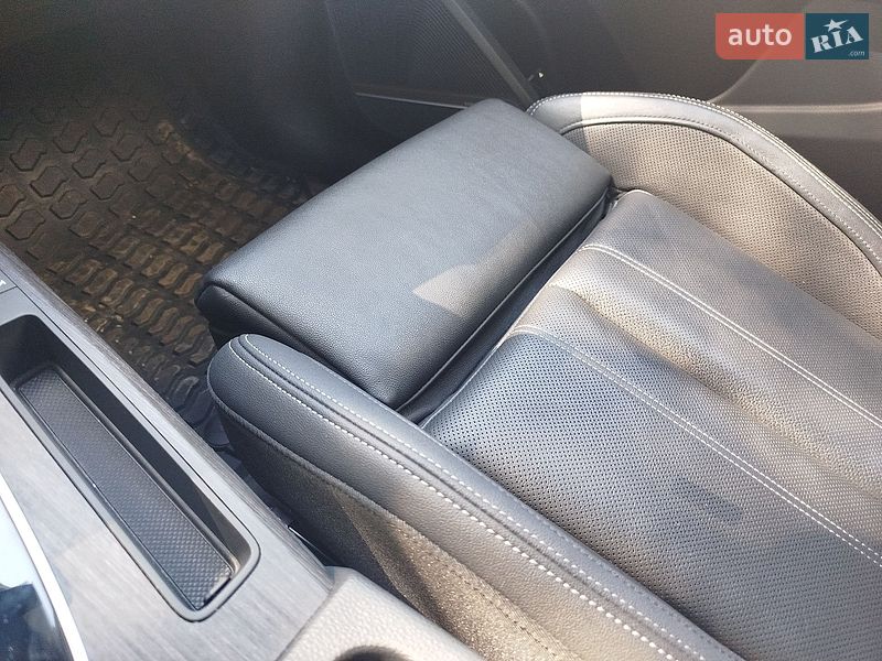 Внедорожник / Кроссовер Audi Q5 2023 в Запорожье
