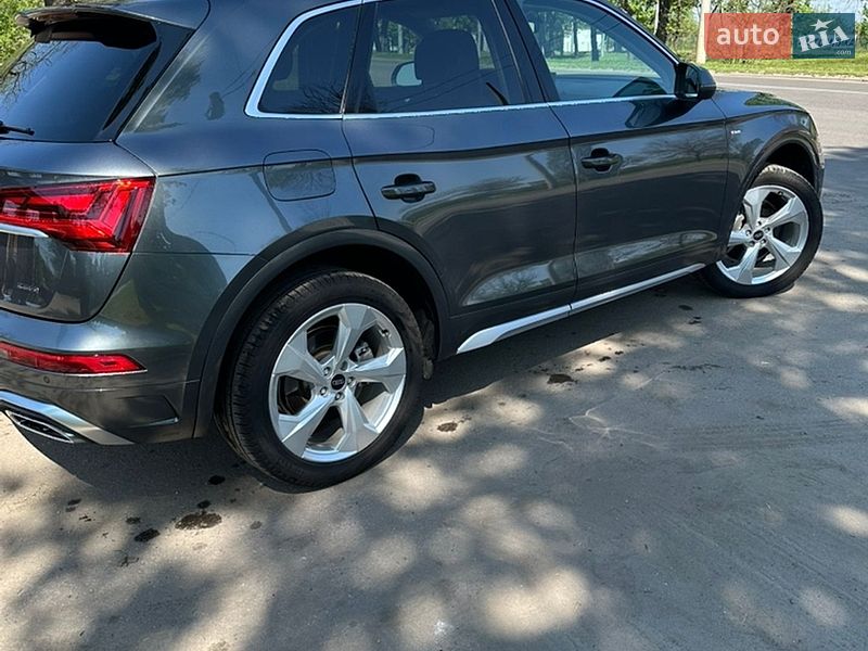 Внедорожник / Кроссовер Audi Q5 2024 в Харькове