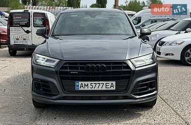 Внедорожник / Кроссовер Audi Q5 2019 в Житомире