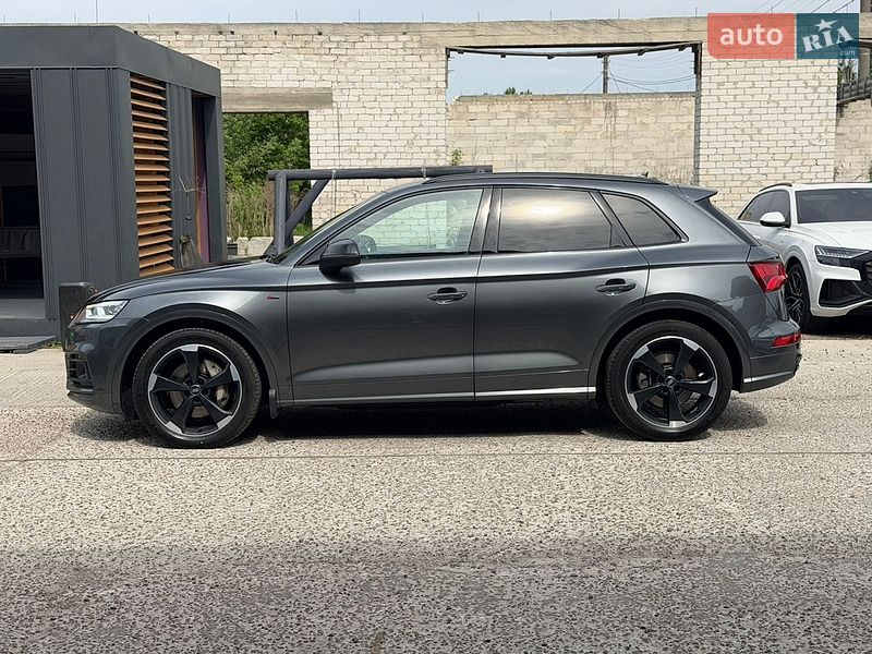 Внедорожник / Кроссовер Audi Q5 2019 в Житомире