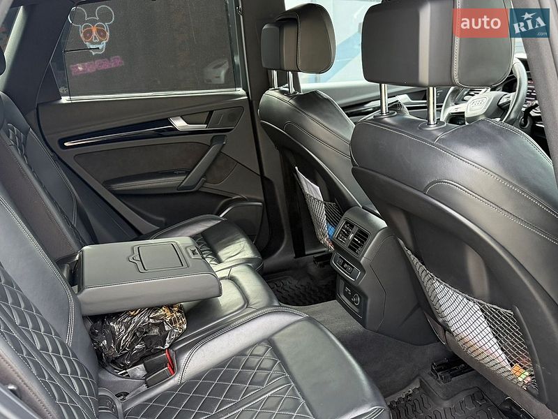 Внедорожник / Кроссовер Audi Q5 2019 в Житомире