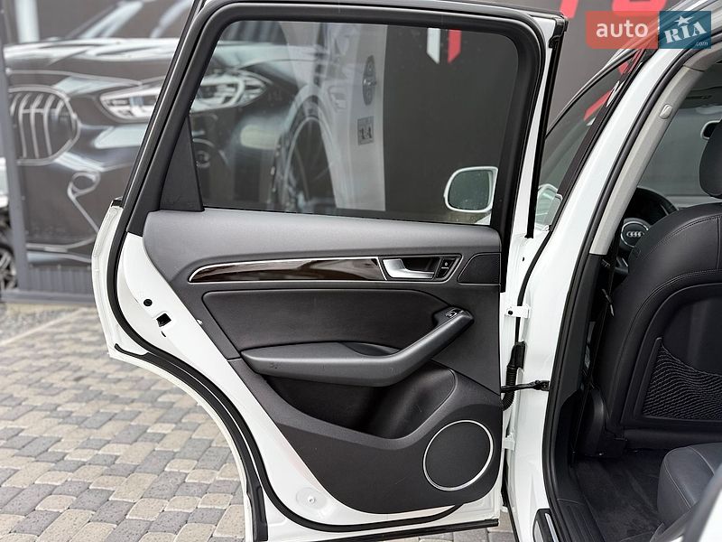 Внедорожник / Кроссовер Audi Q5 2014 в Львове