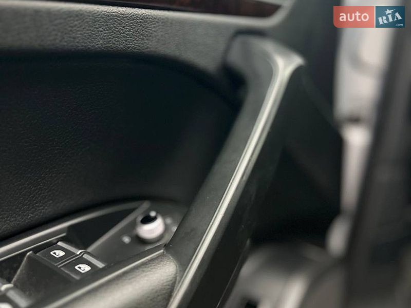 Внедорожник / Кроссовер Audi Q5 2019 в Тернополе