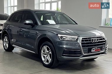 Внедорожник / Кроссовер Audi Q5 2017 в Полтаве