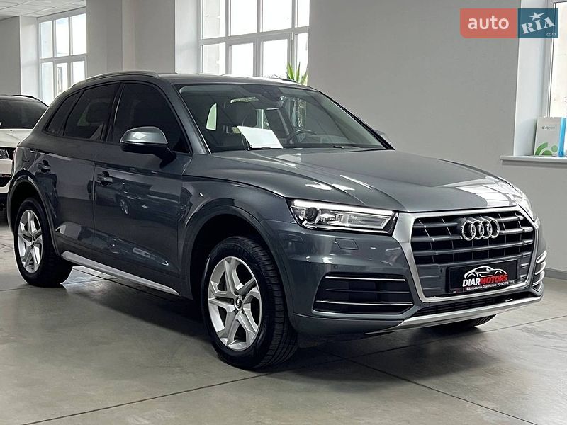 Внедорожник / Кроссовер Audi Q5 2017 в Полтаве