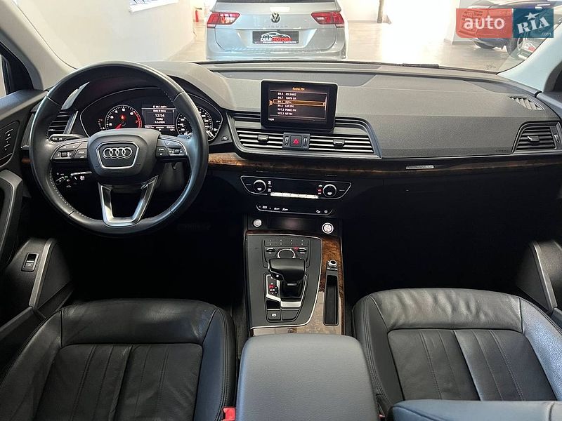 Внедорожник / Кроссовер Audi Q5 2017 в Полтаве