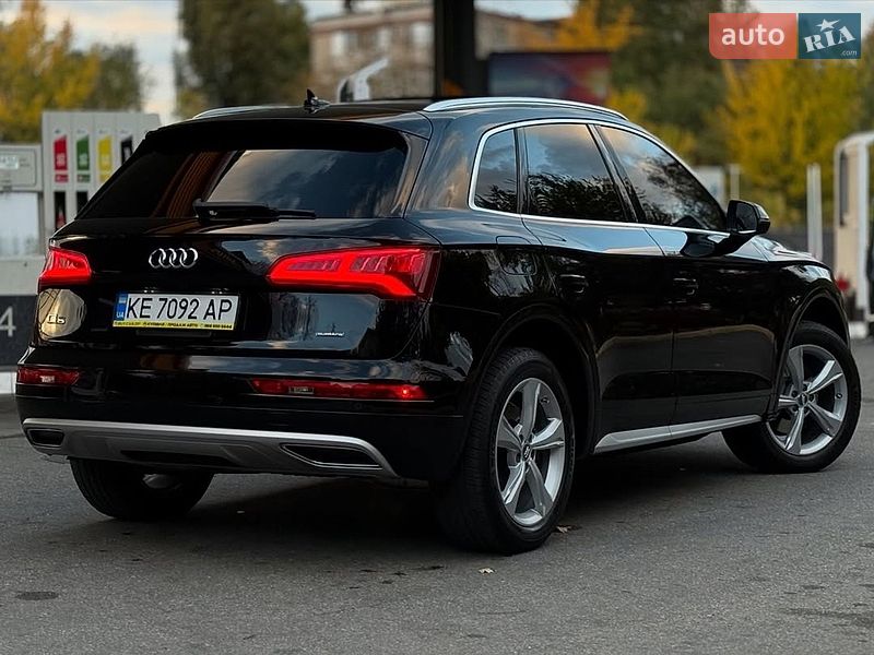 Внедорожник / Кроссовер Audi Q5 2020 в Львове