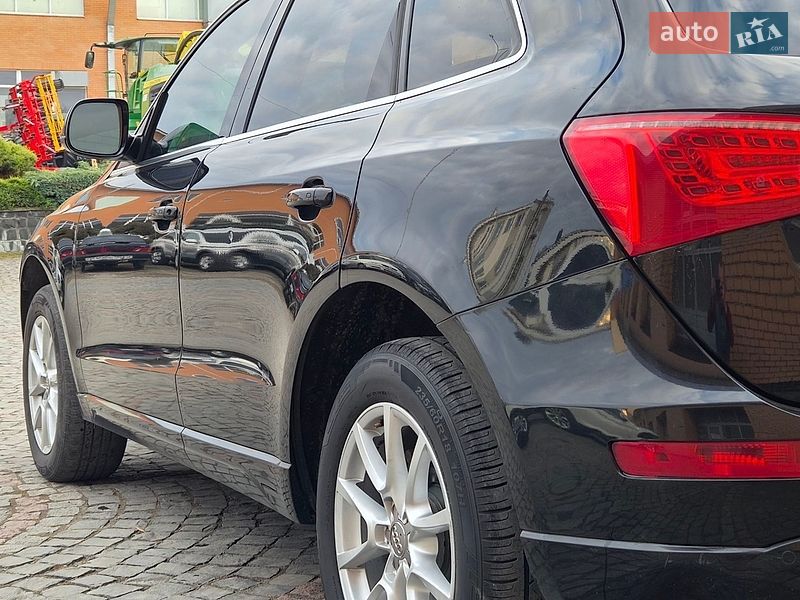 Внедорожник / Кроссовер Audi Q5 2012 в Луцке