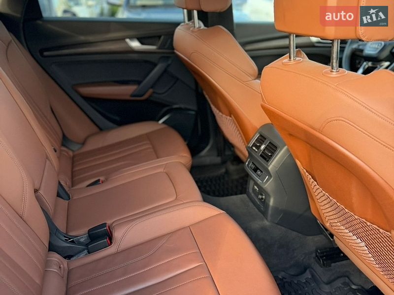 Внедорожник / Кроссовер Audi Q5 2023 в Ивано-Франковске
