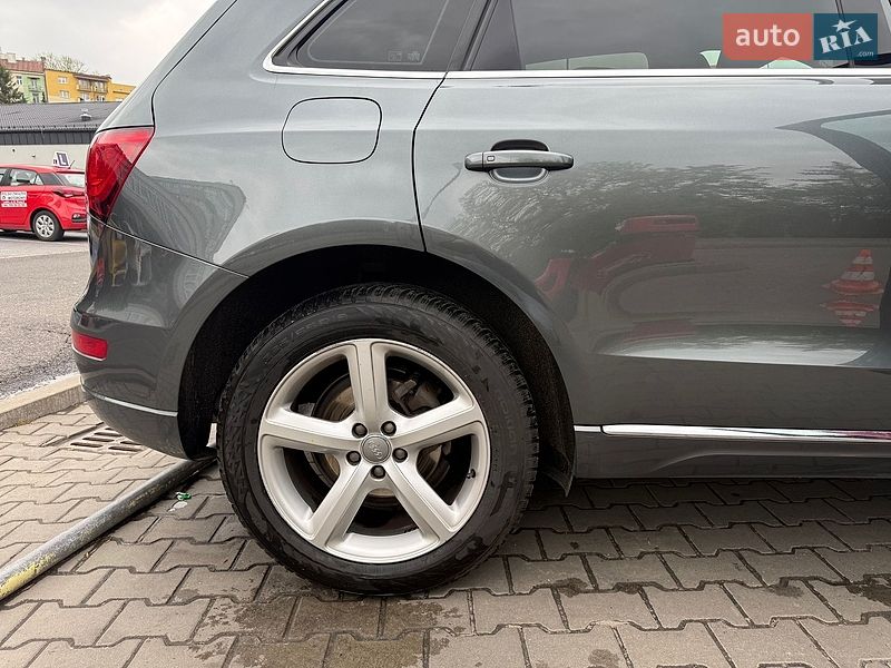 Внедорожник / Кроссовер Audi Q5 2013 в Ровно