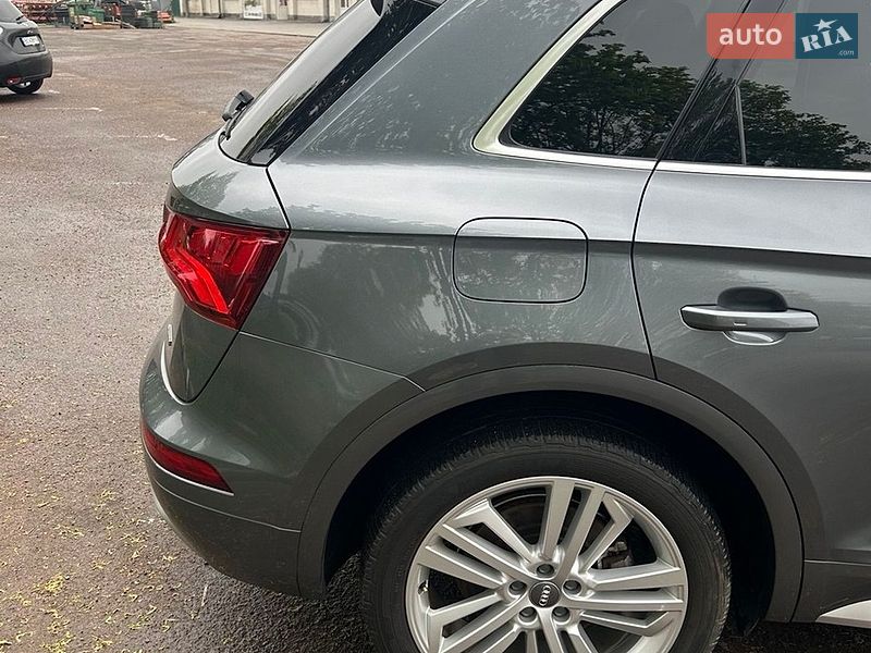 Внедорожник / Кроссовер Audi Q5 2019 в Львове