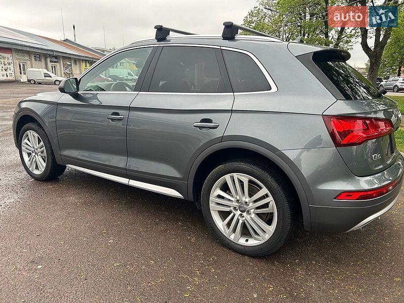 Внедорожник / Кроссовер Audi Q5 2019 в Львове