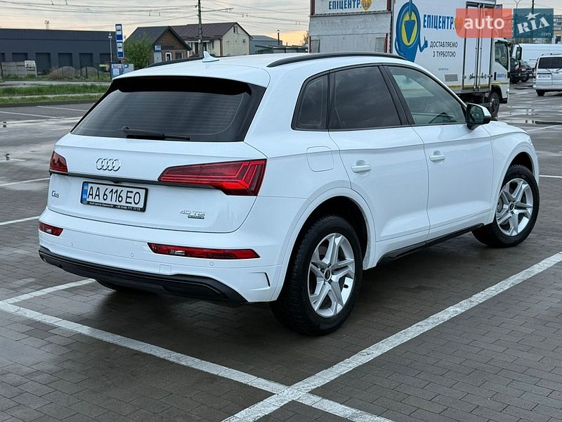 Внедорожник / Кроссовер Audi Q5 2023 в Киеве