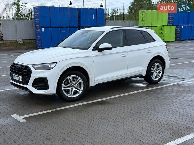 Внедорожник / Кроссовер Audi Q5 2023 в Киеве