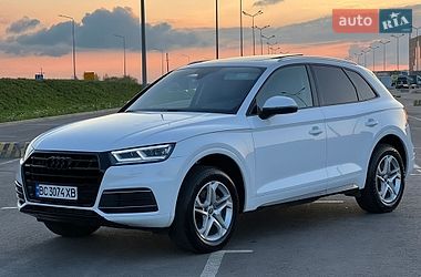 Внедорожник / Кроссовер Audi Q5 2017 в Львове