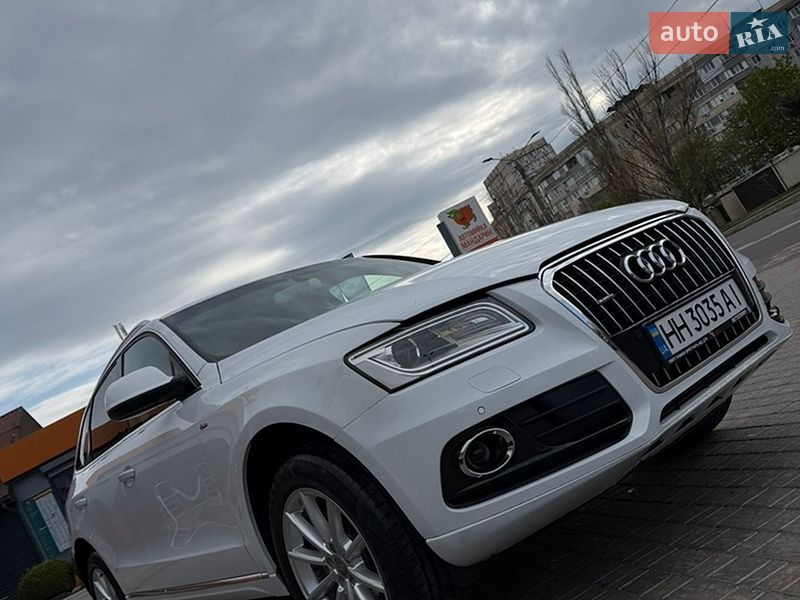 Внедорожник / Кроссовер Audi Q5 2016 в Одессе