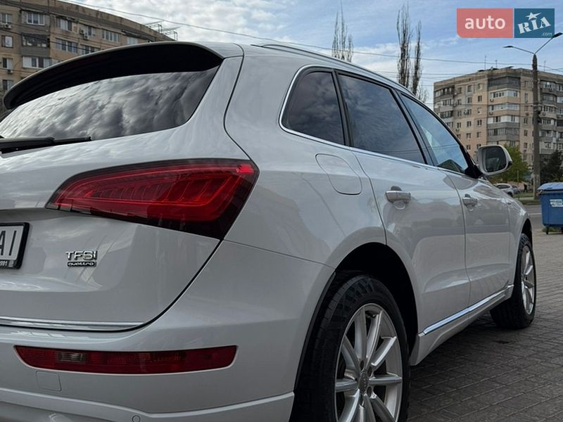 Внедорожник / Кроссовер Audi Q5 2016 в Одессе