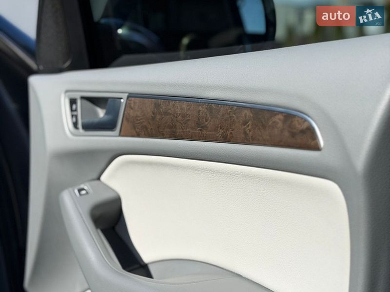 Внедорожник / Кроссовер Audi Q5 2014 в Ивано-Франковске
