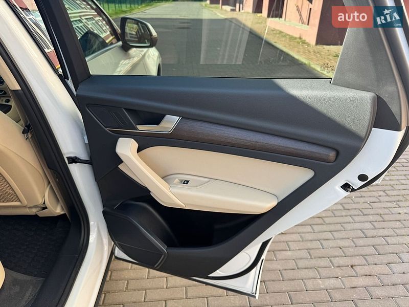Внедорожник / Кроссовер Audi Q5 2021 в Киеве фото 14 Внедорожник / Кроссовер Audi Q5 2021 в Киеве