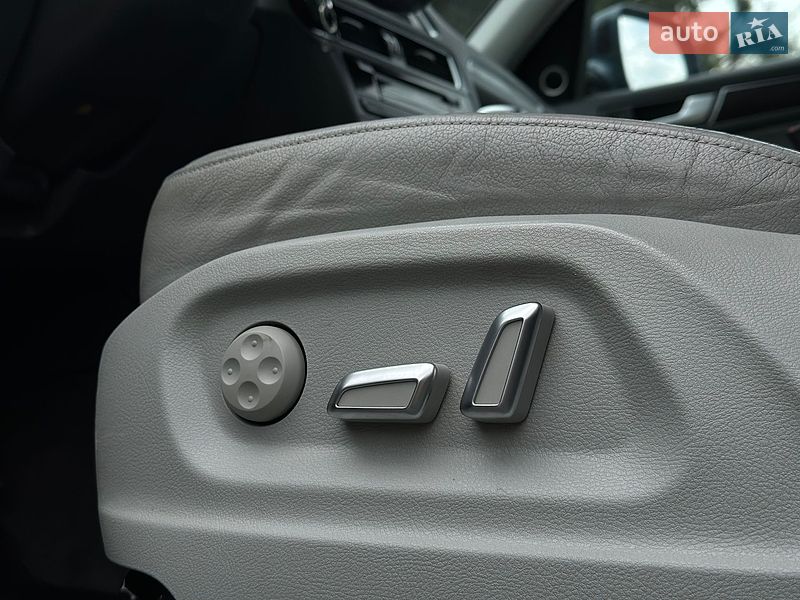 Внедорожник / Кроссовер Audi Q5 2016 в Львове
