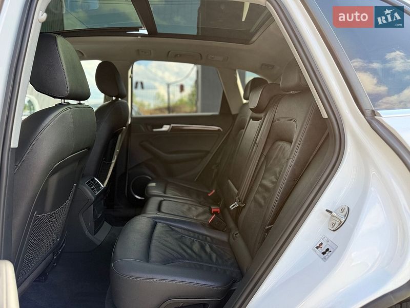 Внедорожник / Кроссовер Audi Q5 2015 в Львове