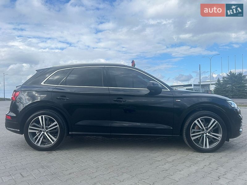 Внедорожник / Кроссовер Audi Q5 2017 в Львове