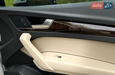 Внедорожник / Кроссовер Audi Q5 2020 в Киеве