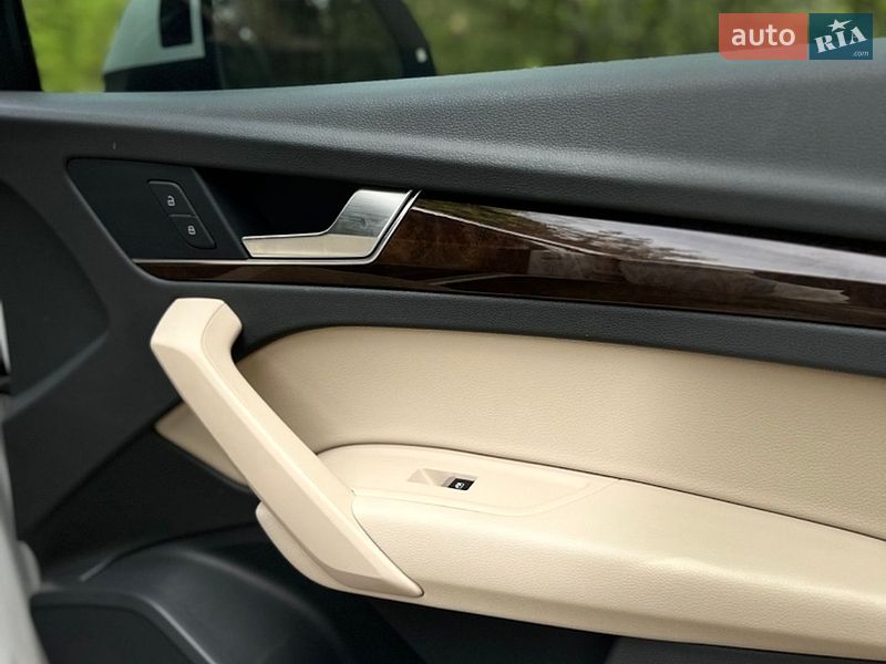Внедорожник / Кроссовер Audi Q5 2020 в Киеве
