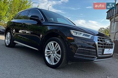 Внедорожник / Кроссовер Audi Q5 2018 в Луцке