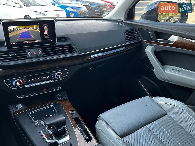 Внедорожник / Кроссовер Audi Q5 2018 в Луцке