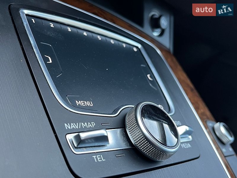 Внедорожник / Кроссовер Audi Q5 2018 в Луцке
