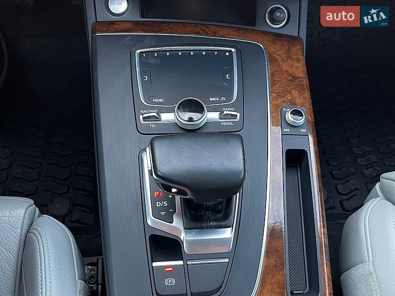 Внедорожник / Кроссовер Audi Q5 2018 в Луцке