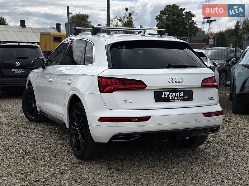 Внедорожник / Кроссовер Audi Q5 2016 в Стрые