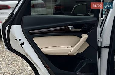 Внедорожник / Кроссовер Audi Q5 2016 в Стрые