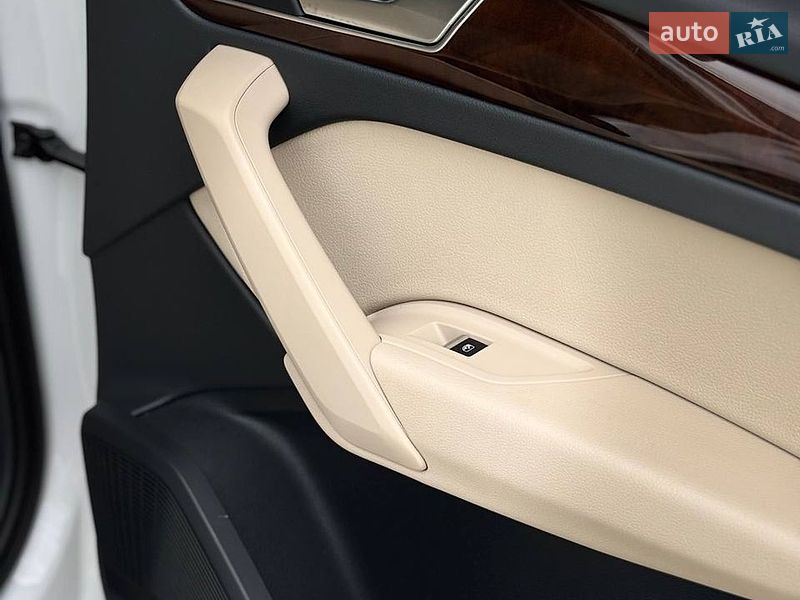 Внедорожник / Кроссовер Audi Q5 2016 в Стрые