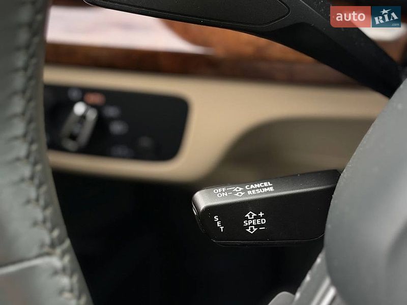 Внедорожник / Кроссовер Audi Q5 2016 в Стрые