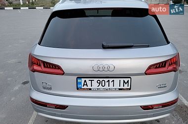 Внедорожник / Кроссовер Audi Q5 2017 в Рогатине