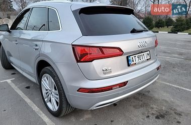 Внедорожник / Кроссовер Audi Q5 2017 в Рогатине