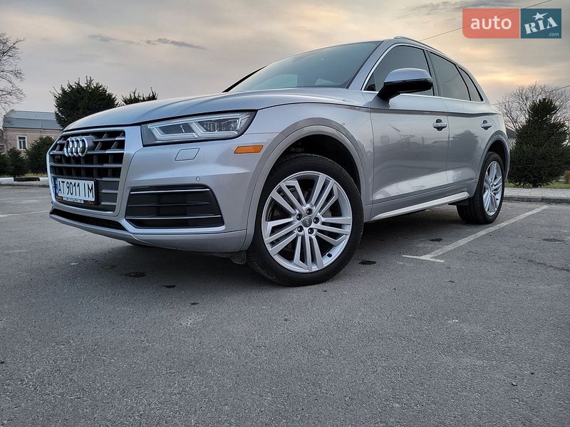 Внедорожник / Кроссовер Audi Q5 2017 в Рогатине