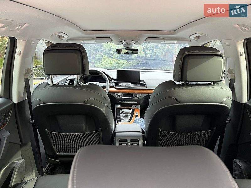 Внедорожник / Кроссовер Audi Q5 2024 в Киеве