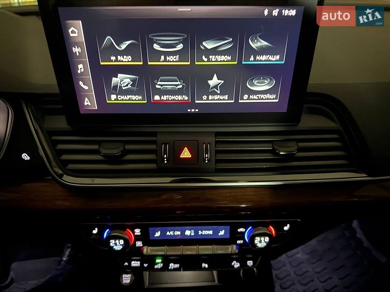 Внедорожник / Кроссовер Audi Q5 2024 в Киеве