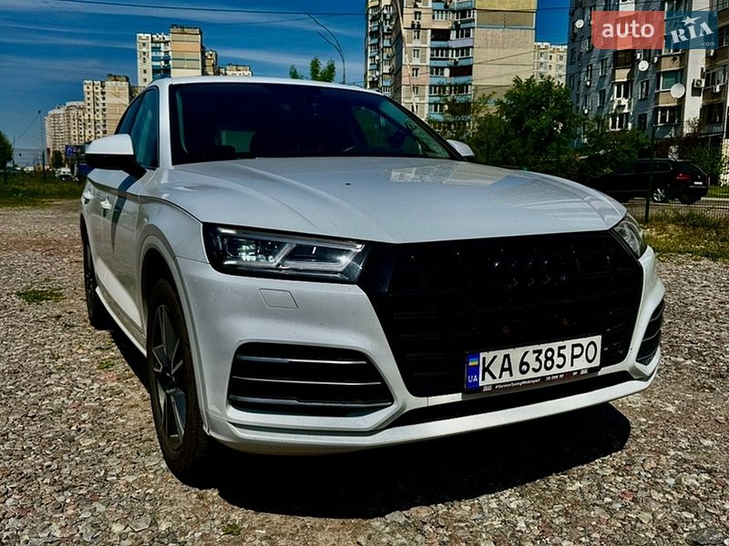 Внедорожник / Кроссовер Audi Q5 2019 в Киеве