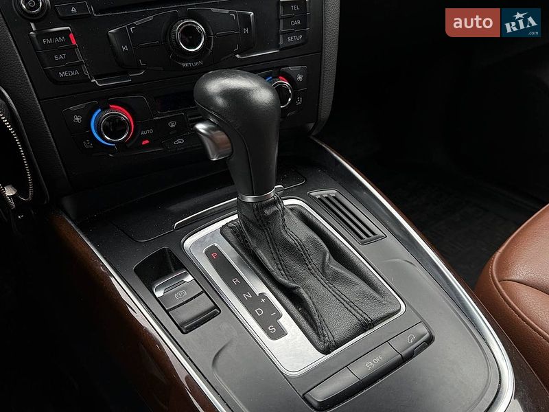 Внедорожник / Кроссовер Audi Q5 2012 в Киеве
