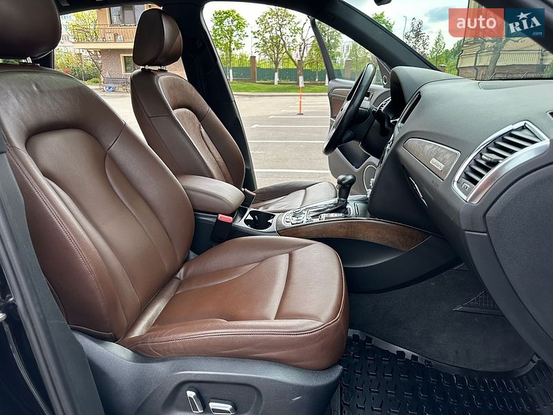 Внедорожник / Кроссовер Audi Q5 2014 в Киеве