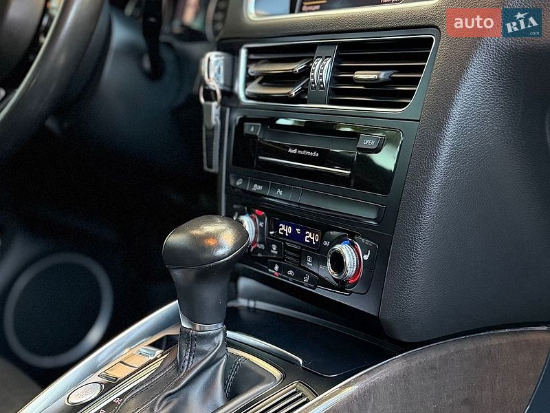 Внедорожник / Кроссовер Audi Q5 2014 в Павлограде