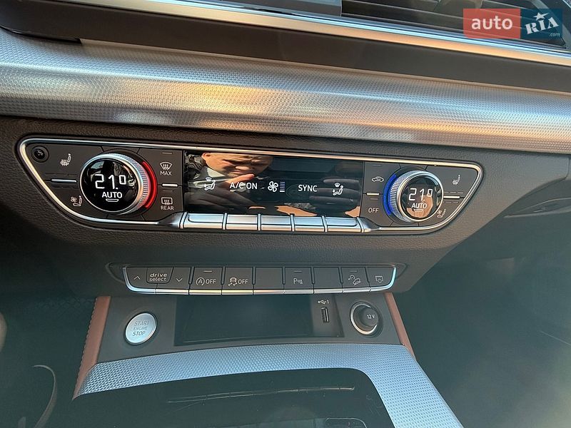 Позашляховик / Кросовер Audi Q5 2024 в Одесі