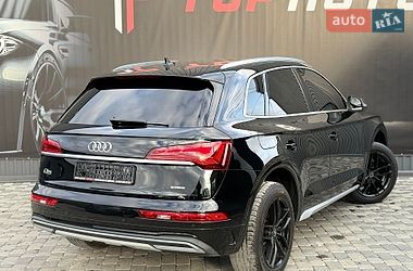 Внедорожник / Кроссовер Audi Q5 2021 в Львове