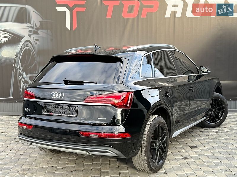 Внедорожник / Кроссовер Audi Q5 2021 в Львове
