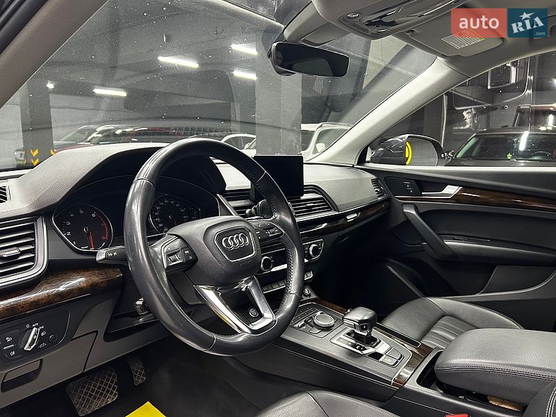 Внедорожник / Кроссовер Audi Q5 2019 в Черновцах