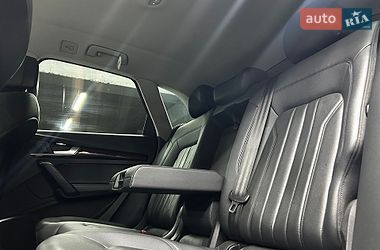 Внедорожник / Кроссовер Audi Q5 2019 в Черновцах